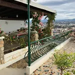 Hébergement de vacances Beautiful With Panoramic View Over Nice