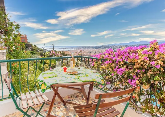 Beautiful With Panoramic View Over Holiday home *