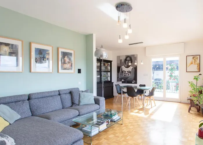 Holiday home Beautiful With Panoramic View Over Nice