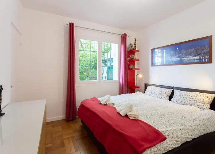 Beautiful With Panoramic View Over Holiday home *