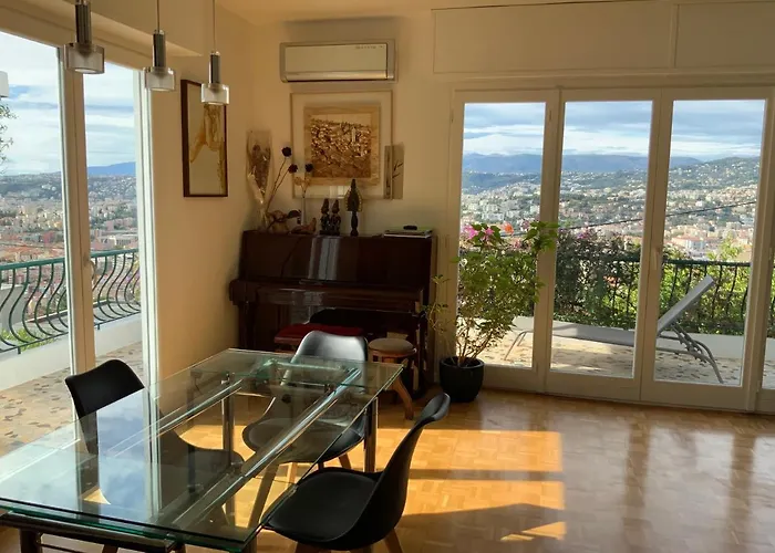 Feriehus Beautiful With Panoramic View Over Nice