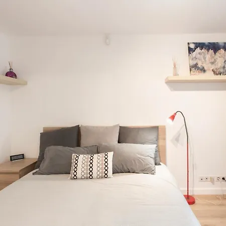 Beautiful With Panoramic View Over Nizza